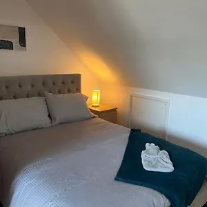 Studio Flat Bay Apartment