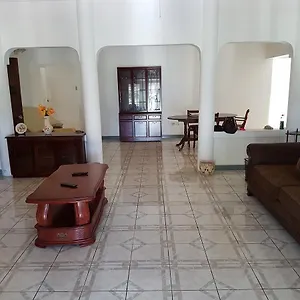 https://jus4u-house.comcaribbean.com